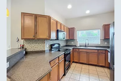 1510 Grantham Drive, Sarasota, FL 34234 - Photo 11