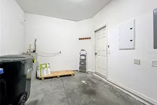 1510 Grantham Dr, Sarasota, FL 34234 - Photo 33