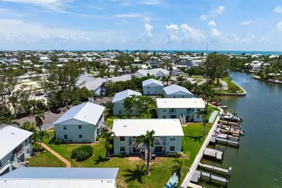 522 Pine Avenue #7D, Anna Maria, FL 34216 - Photo 35