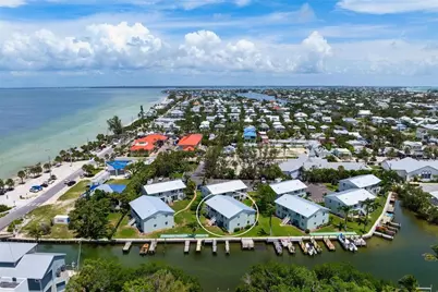 522 Pine Avenue #7D, Anna Maria, FL 34216 - Photo 37