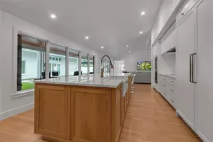 1838 Alta Vista St, Sarasota, FL 34236 - Photo 13