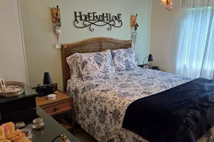 2236 Gondola Dr, Sarasota, FL 34238 - Photo 7