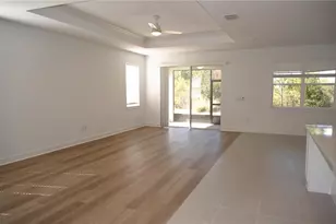 10011 Longmeadow Ave, Parrish, FL 34219 - Photo 9