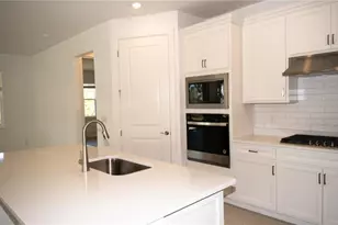 10011 Longmeadow Ave, Parrish, FL 34219 - Photo 13