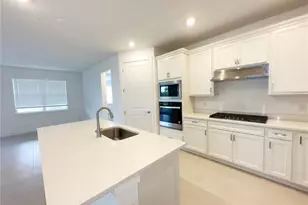 10011 Longmeadow Ave, Parrish, FL 34219 - Photo 7