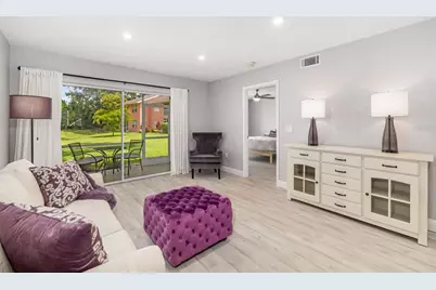 5450 Longwood Run Boulevard #103, Sarasota, FL 34243 - Photo 5