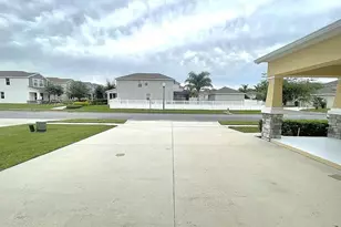 10180 Love Story St, Winter Garden, FL 34787 - Photo 5