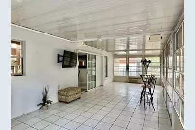 4514 Beacon Drive, Sarasota, FL 34232 - Photo 13