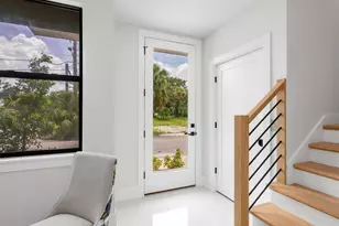 152 Audubon Pl, Sarasota, FL 34237 - Photo 9