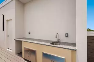 152 Audubon Pl, Sarasota, FL 34237 - Photo 31