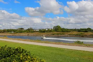 152 Audubon Pl, Sarasota, FL 34237 - Photo 65