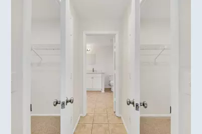 2102 Country Meadows Place, Sarasota, FL 34235 - Photo 25