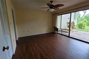 123 Pinehurst Dr, Bradenton, FL 34210 - Photo 9