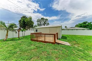 557 Reading St NW, Port Charlotte, FL 33952 - Photo 43