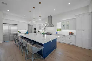 1109 Bayshore Rd, Nokomis, FL 34275 - Photo 11