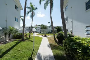 2423 Flamingo Blvd, Bradenton, FL 34207 - Photo 25