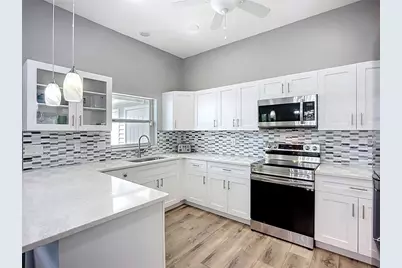 2424 69th Avenue W #2424, Bradenton, FL 34207 - Photo 11