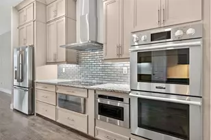 2555 Pear St, Port Charlotte, FL 33948 - Photo 23