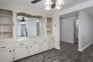 6710 36th Ave E, Palmetto, FL 34221 - Photo 9