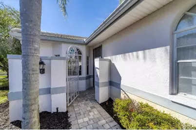 5662 Long Common Circle #8, Sarasota, FL 34235 - Photo 9