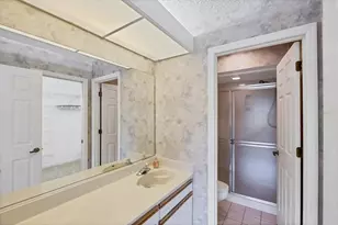 5662 Long Common Cir, Sarasota, FL 34235 - Photo 29