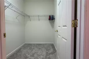 8228 Simpson Falls Ct, Sarasota, FL 34243 - Photo 15