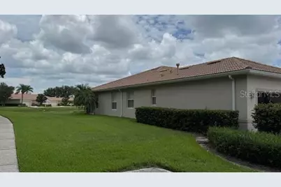 8228 Simpson Falls Court, Sarasota, FL 34243 - Photo 3