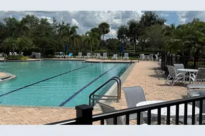 8228 Simpson Falls Court, Sarasota, FL 34243 - Photo 3