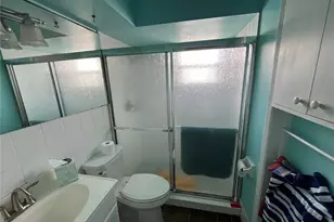 611 Gulf Dr N, Bradenton Beach, FL 34217 - Photo 13