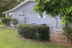 8505 Monarch Pl, Palmetto, FL 34221 - Photo 9