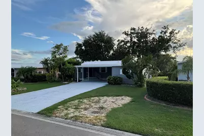 8505 Monarch Place, Palmetto, FL 34221 - Photo 11