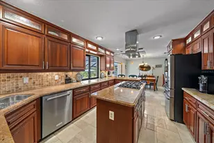4533 Friar Tuck Ln, Sarasota, FL 34232 - Photo 25