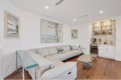 1211 Gulf Of Mexico Drive #1005, Longboat Key, FL 34228 - Photo 5