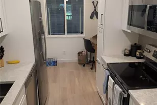 4531 Longwater, Sarasota, FL 34235 - Photo 3