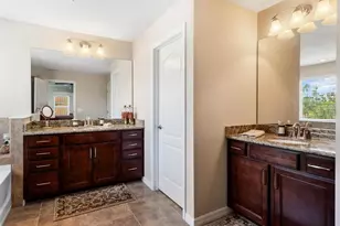 3039 Oriole Dr, Sarasota, FL 34243 - Photo 17