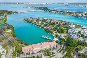 225 Sands Point Rd, Longboat Key, FL 34228 - Photo 21