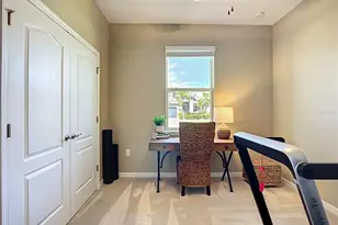 2807 Oriole Dr, Sarasota, FL 34243 - Photo 37