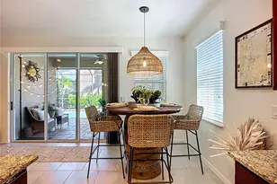 2807 Oriole Dr, Sarasota, FL 34243 - Photo 17