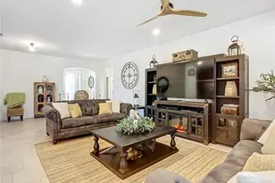 2807 Oriole Dr, Sarasota, FL 34243 - Photo 7