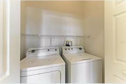 3934 Yellowstone Circle, Sarasota, FL 34233 - Photo 37