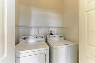 3934 Yellowstone Cir, Sarasota, FL 34233 - Photo 37