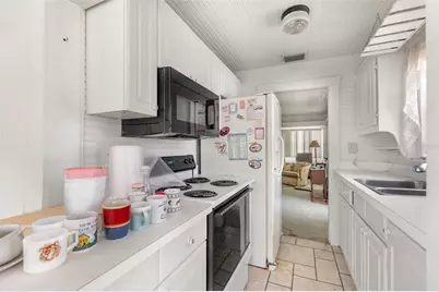 104 10th Street S, Bradenton Beach, FL 34217 - Photo 25