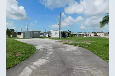 1205 43rd Avenue Drive E, Ellenton, FL 34222 - Photo 3