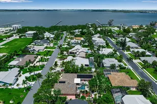 7908 19th Ave Dr W, Bradenton, FL 34209 - Photo 5