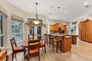 4888 Winterhaven Dr, Sarasota, FL 34233 - Photo 11