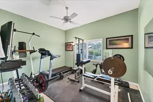 4888 Winterhaven Dr, Sarasota, FL 34233 - Photo 23