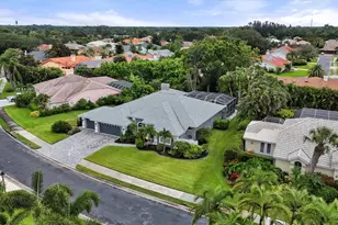 4888 Winterhaven Dr, Sarasota, FL 34233 - Photo 3