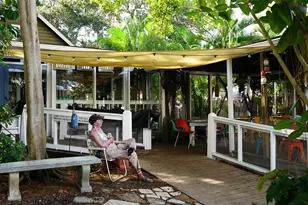 1542 Oak St, Sarasota, FL 34236 - Photo 55