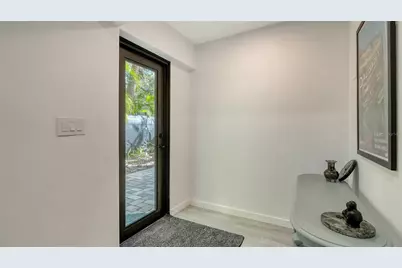 1542 Oak Street #102, Sarasota, FL 34236 - Photo 25