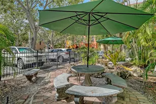 1542 Oak St, Sarasota, FL 34236 - Photo 35